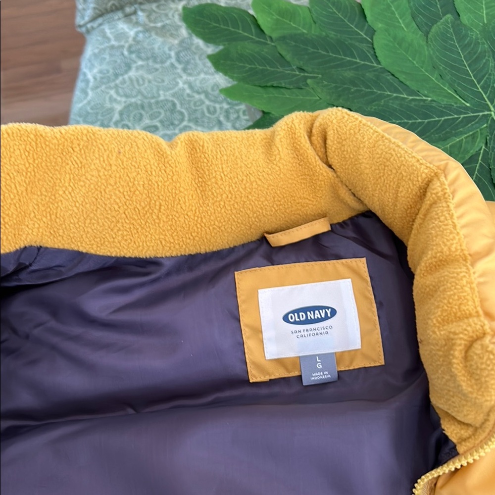 Old Navy Yellow Quilted Puffer Vest - Picture 5 of 6